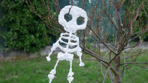 Esqueletos y calaveras para halloween